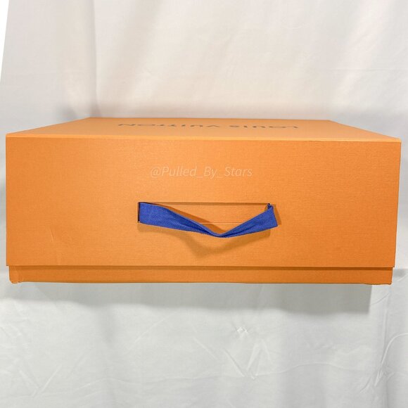 LOUIS VUITTON Large Orange Foldover Magnetic Gift Box w/ Handle (17" x 23" x 9") - Picture 4 of 16